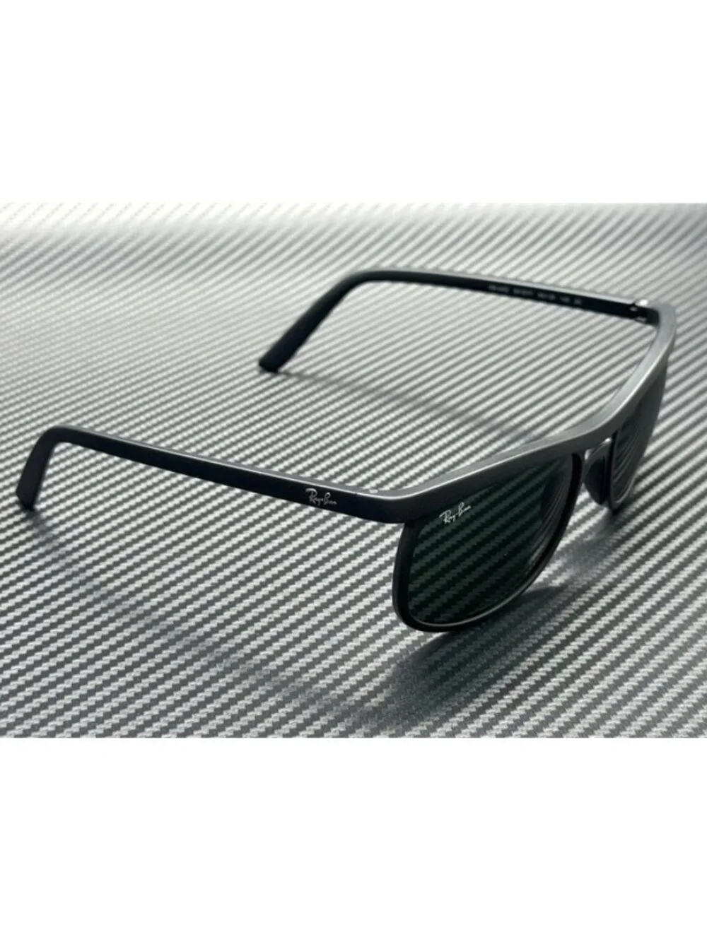 New Ray-Ban Men Matte Black Sunglasses 59-20-145